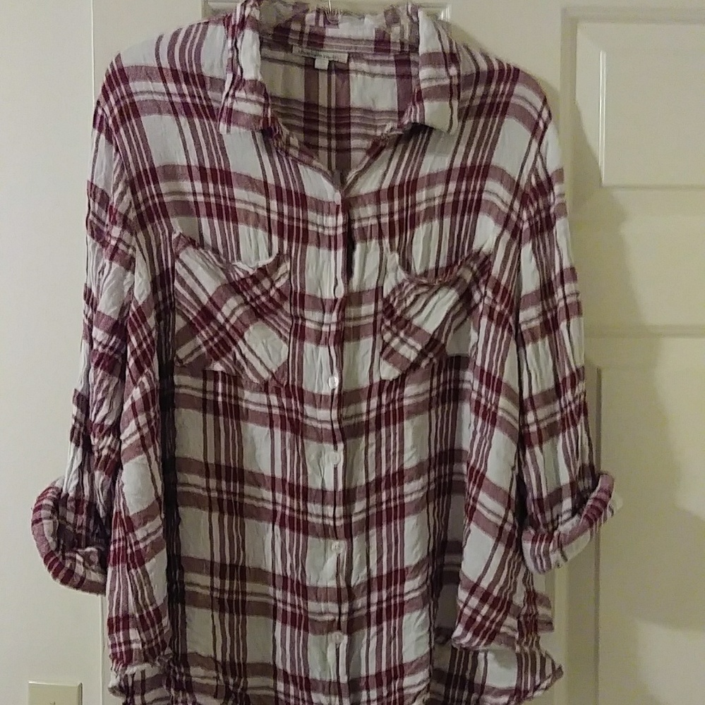 Plais button up